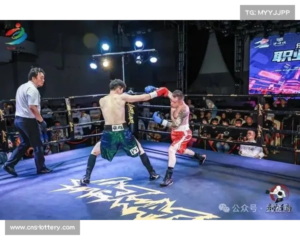 磁器口跨项目对决 泰拳名将蔡林峰凭点数险胜新疆拳手艾力西尔 磁器口跨项目对决 泰拳名将蔡林峰凭点数险胜新疆拳手艾力西尔